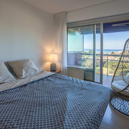 Guestready - Large Apartment With Swimming Pool Sea View Biarritz Bagian luar foto