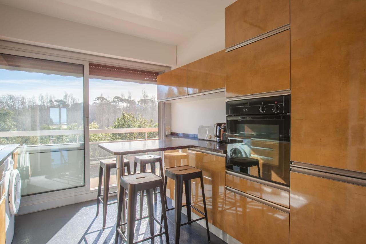 Guestready - Large Apartment With Swimming Pool Sea View Biarritz Bagian luar foto