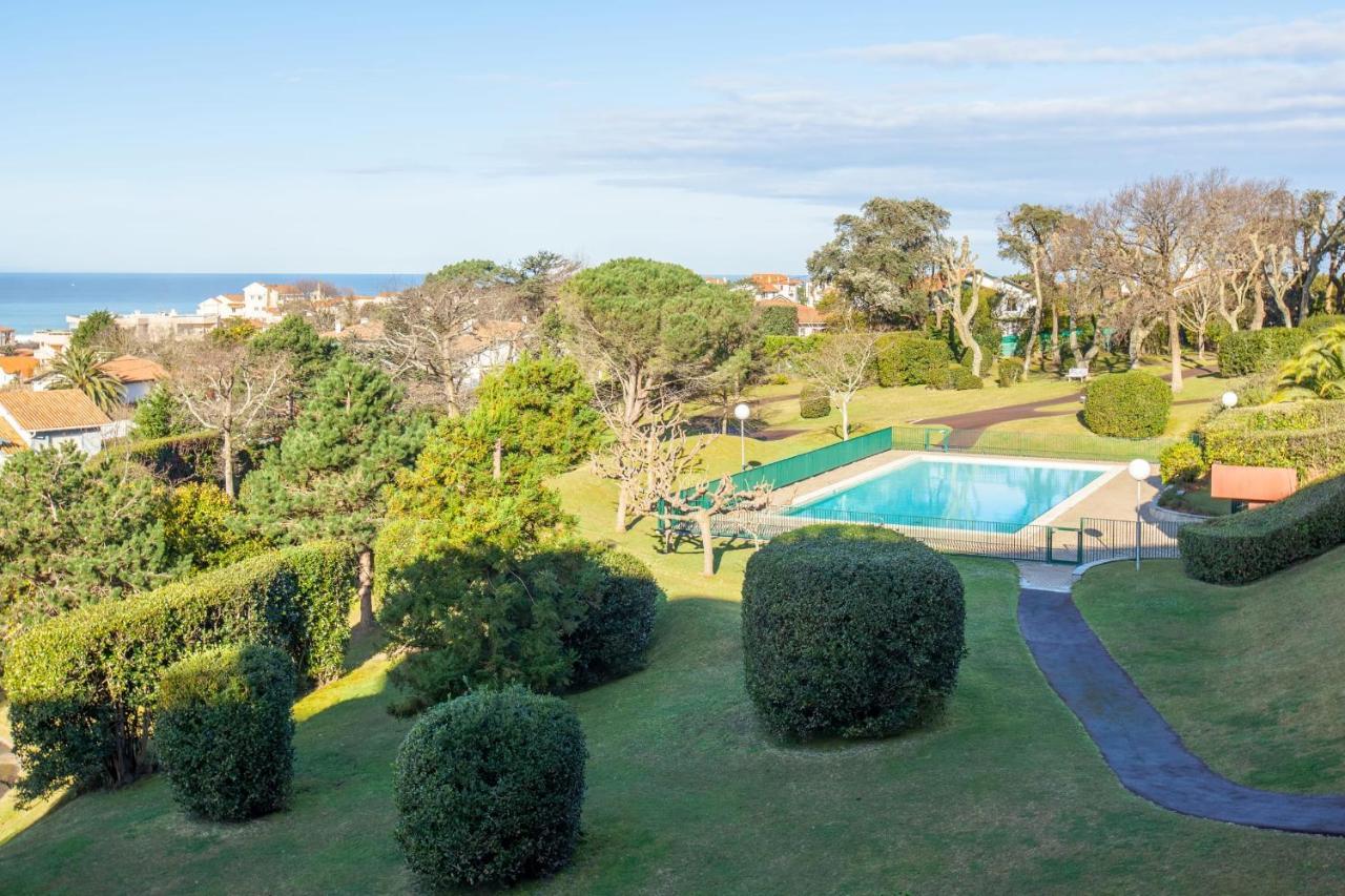 Guestready - Large Apartment With Swimming Pool Sea View Biarritz Bagian luar foto