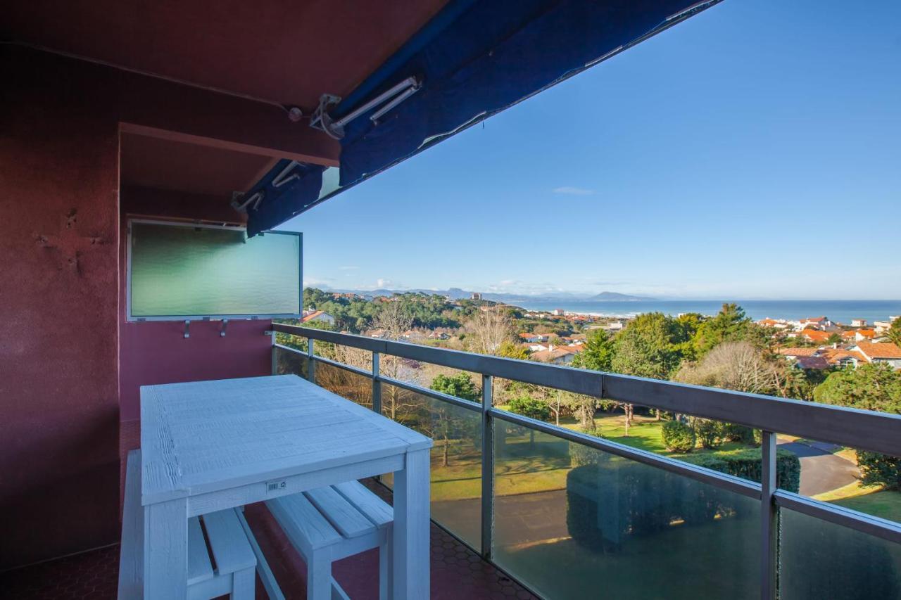 Guestready - Large Apartment With Swimming Pool Sea View Biarritz Bagian luar foto